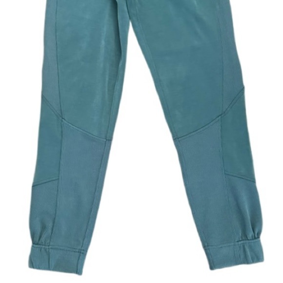 Lululemon Brushed Softstreme Ribbed High-Rise Jogger Pant, Green Jasper, Size 0 - Picture 10 of 13